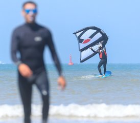 5 días de campamento de wingfoil para principiantes y nivel intermedio en Essaouira, Marruecos - Photo 4