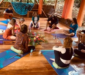 5-daagse 20-uurs opleiding tot cacao ceremoniebegeleider met yoga in Puerto Viejo, Costa Rica - Photo 2