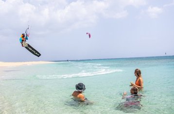3 días de campamento de kitesurf para kitesurfistas experimentados en Cabarete, República Dominicana