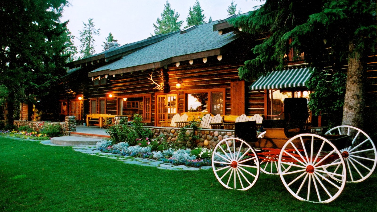 Flathead Lake Lodge United States   1600x900 