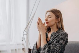 Lujo: Espiritual Retiros y Viajes