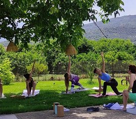 16 jours-200h en formation de professeur de yoga vinyasa, hatha et restaurateur au nord de l'Achaïe, Grèce - Photo 4