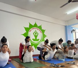 42-Daagse 300-Uurige Ashtanga- en Hatha Yogadocentenopleiding in Budhanilkantha, Nepal - Photo 2