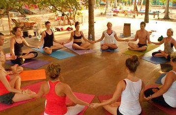 5 jours-50h en formation de professeur de yoga yin et breathwork à Rishikesh, Inde