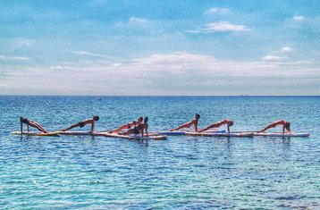 5 días de vacaciones de deportes acuáticos y yoga en Alicante, España