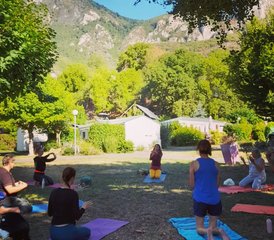 22 jours de détente et régénération en weekend de yoga au cœur des Pyrénées en France - Photo 1