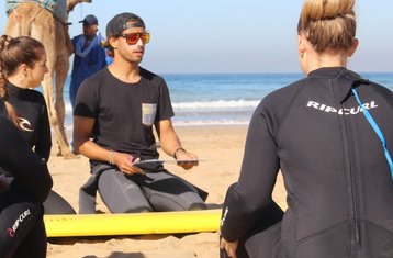 8-Daagse Surfkamp Voor Beginners of Gevorderden in Tamraght, Agadir, Marokko