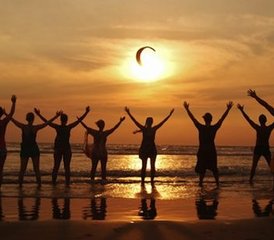 227 jours en formation de professeur de yoga 200h hybride : en ligne et en présentiel des 5 éléments à Ericeira, Portugal - Photo 4
