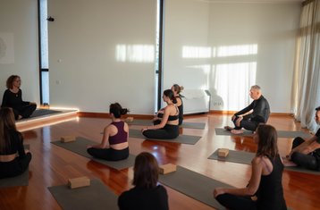 5 Day Pure Yoga Retreat in Athens Seaside Glyfada, Greek Riviera