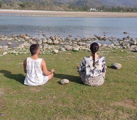 3 Tage Klangheilung, Yoga und Meditation Retreat in Rishikesh, Indien - Photo 3