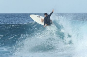7 Day Mikado (Farms) and Finimas All-Level Surf Camp in Thimarafushi, Thaa Central Atolls, Maldives
