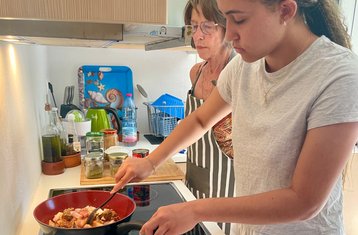 8 días de vacaciones gastronómicas en familia en Zante, Grecia, con yoga y aventura en kayak o paddle surf