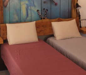 8 días de campamento de surf fascinante en Machico, Isla de Madeira, Portugal - Photo 4