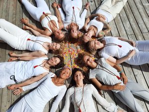 21 Tage 200-Stunden Intensive Hatha und Vinyasa Yogalehrer Ausbildung im Norden Hamburgs