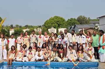 29 jours-300h en formation de professeur de yoga et de guérison à Goa, Inde : hatha, ashtanga et vinyasa