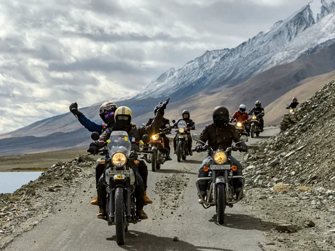 8 Day Leh to Leh with Umling La Guided Motorcycle Tour in India