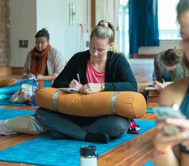 13 días de profesorado de yoga y ayurveda de 100 horas en Rishikesh, India - Photo 4