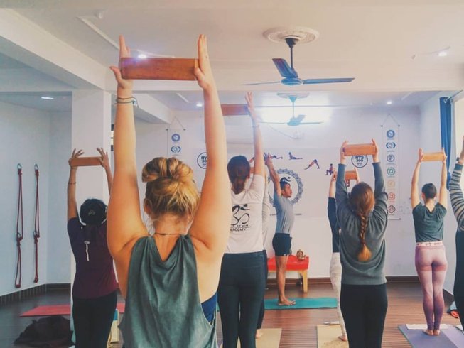 7 Day Relaxing Yoga Retreat in Rishikesh - BookYogaRetreats.com