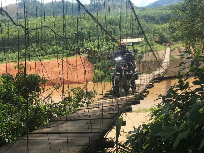6 Day Budget-Friendly Guided Motorbike Tour in Vietnam photo 4