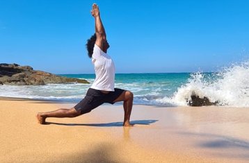 7 días de retiro de yoga suave, alegría y sol de Navidad cerca del océano en la zona de Bentota, Sri Lanka