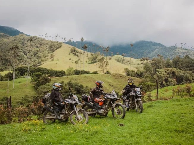 4 Day Guided Volcanos and Hot Springs Motorcycle Tour in The Andes, Colombia photo 6