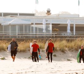 8-Daagse Surf en Verblijf Kamp voor Beginners tot Halfgevorderden in Ericeira, Portugal - Photo 3