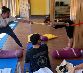 910 Tage 100-Stunden Yoga Kurs in Rishikesh, Indien - Photo 1