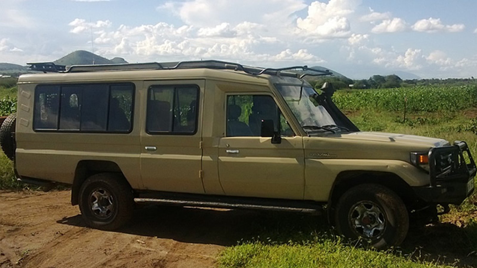 Safari Toyota Land Cruiser 4x4