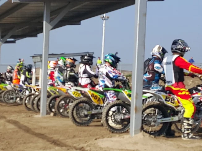 8 Day Self-Guided Motocross Riding in Lake Elsinore, California photo 8