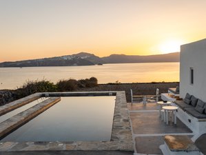 8 Day Luxury Relaxation Yoga Retreat in Thirasia, Greece with Digital Detox