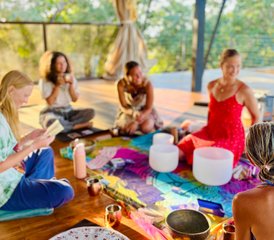 5 días de formación y retiro de meditación con sanación sonora de 25 horas en Tamarindo, Costa Rica - Photo 2