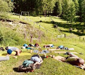 5 jours Stage d’expansion de la conscience avec yoga, méditation et MedicineWalk au Tyrol, Autriche - Photo 3