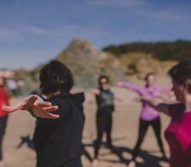 4 Tage Yoga und Wildschwimmen Retreat auf Anglesey, Wales, UK - Photo 3