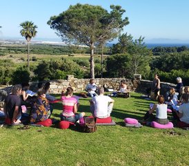 12 días de formación de profesorado de yin yoga somático de 85 horas en Tarifa - Photo 3