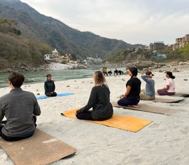 Formation de 28 jours (200 heures) pour devenir professeur de méditation Kundalini et de yoga à Rishikesh, en Inde - Photo 5