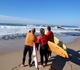 5-Daagse Surf en Verblijf Kamp voor Beginners tot Halfgevorderden in Ericeira, Portugal - Photo 2