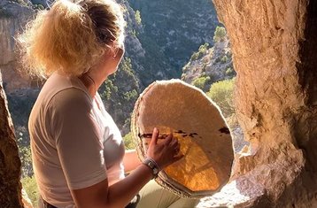 7-Daagse Zelfliefde, Voorouders en Lichtkracht Retreat met Yoga in Valencia