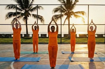 20 Tage World Yoga Zertifizierte Yogalehrer Ausbildung in Morib Beach, Malaysia