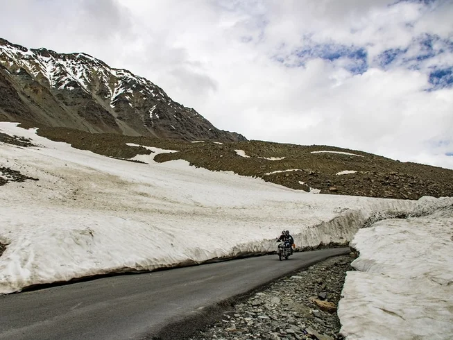 13 Day Indian Himalayas Escapade: The Perfect Off-beat Guided Motorcycle Tour photo 5