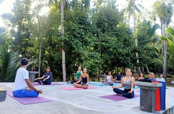 25 Tage Wellness Retreat mit Heilung, Selbstfürsorge, Körper-Detox, Spa und Yoga in Bali, Indonesien