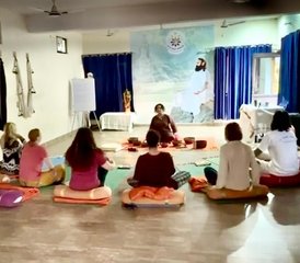 7 Tage 50-Stunden-Klangheilung und Therapeutische Ausbildung (Kurzkurs) in Rishikesh, Indien - Photo 2