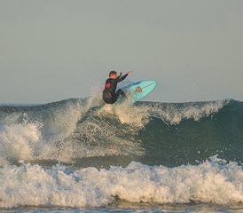 8 Day The Magnet Surf Experience where Ocean Meets Community in Costa da Caparica, Portugal - Photo 5