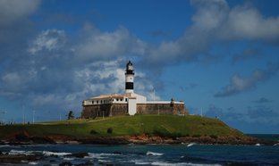 Bahía Retiros y Viajes