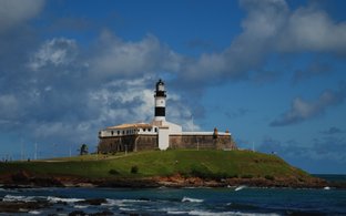 Bahía Retiros y Viajes
