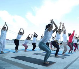29 días de curso avanzado de profesorado de yoga de 300 horas en Rishikesh, India - Photo 2