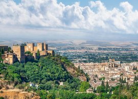 Alhambra Retreats und Reisen