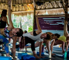 7 Tage Soul Renewal Yoga Retreat mit Bootstour und Massage auf der Tropischen Insel Gili Air, Indonesien - Photo 4