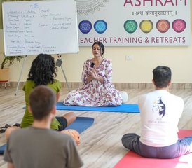 58 jours-500h en formation de professeur de yoga kundalini traditionnelle et d'équilibrage des chakras à Rishikesh, Inde - Photo 2