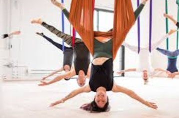 7 días de retiro de yoga aéreo y ayurveda en Pondicherry, India