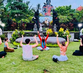 21-Daagse 200-Uur Ashtanga Vinyasa Yoga Docentenopleiding in Ubud, Bali, Indonesië - Photo 2